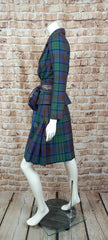 Eight, or six  yard medium weight ladies kilt